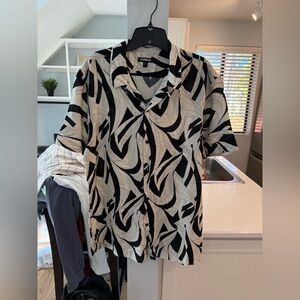 Express Abstract White/Black Rayon T-Shirt